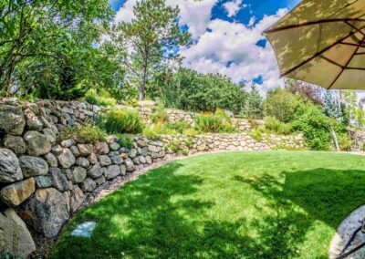 Boulder Wall | Lawn | Plantings