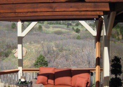 Deck | Fire Pit | Metal Logs